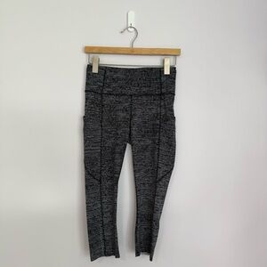 Lululemon Fast & Free Crop II *Nulux 19" Twillines Ice Grey Black Size 6